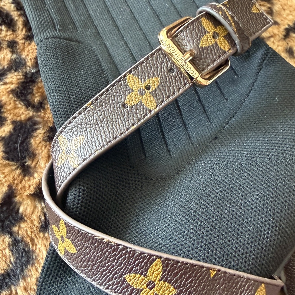 Louis Vuitton Silhouette ankle boots - Picture 2 of 4
